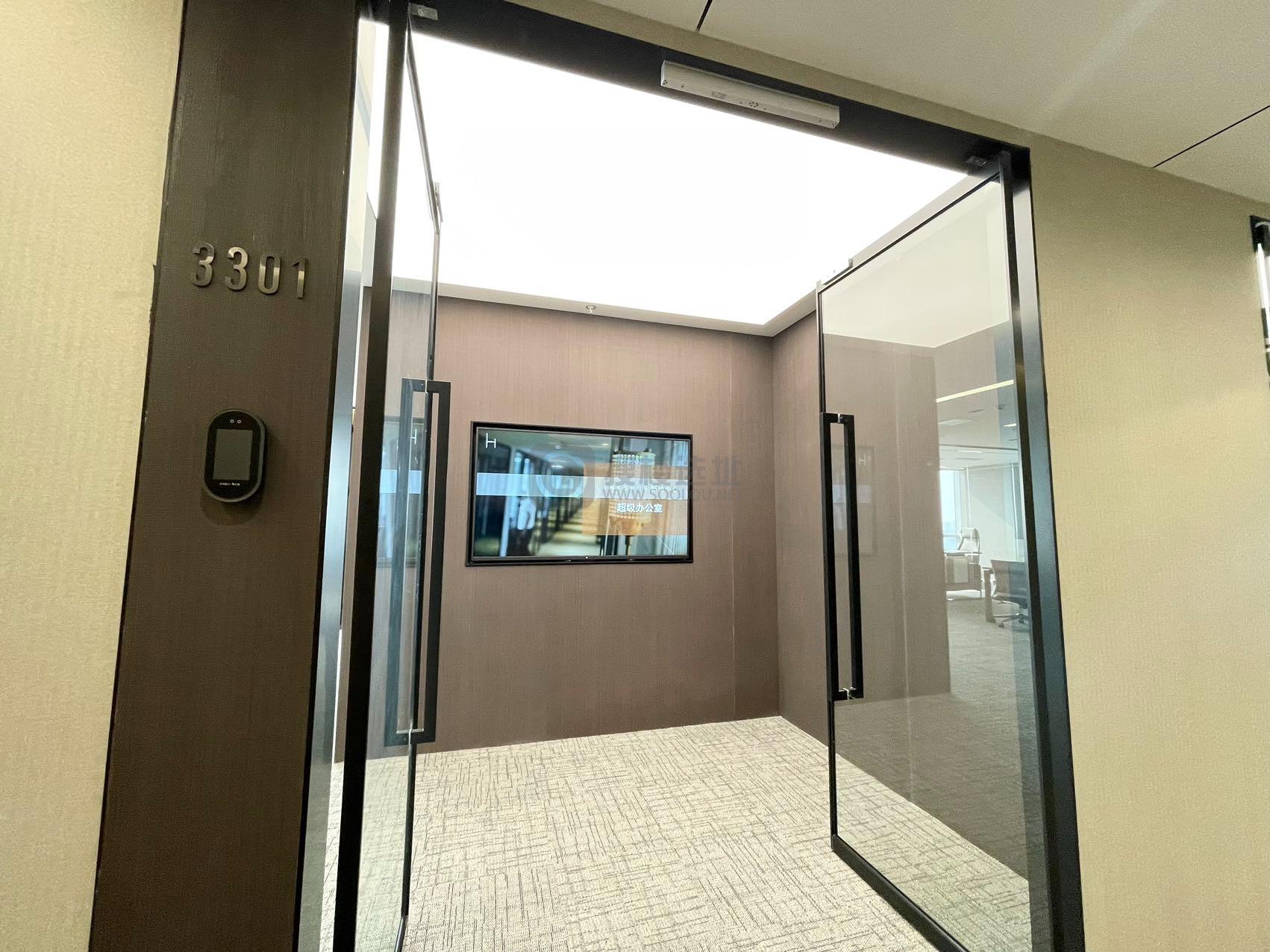 新地中心336平米办公室出租