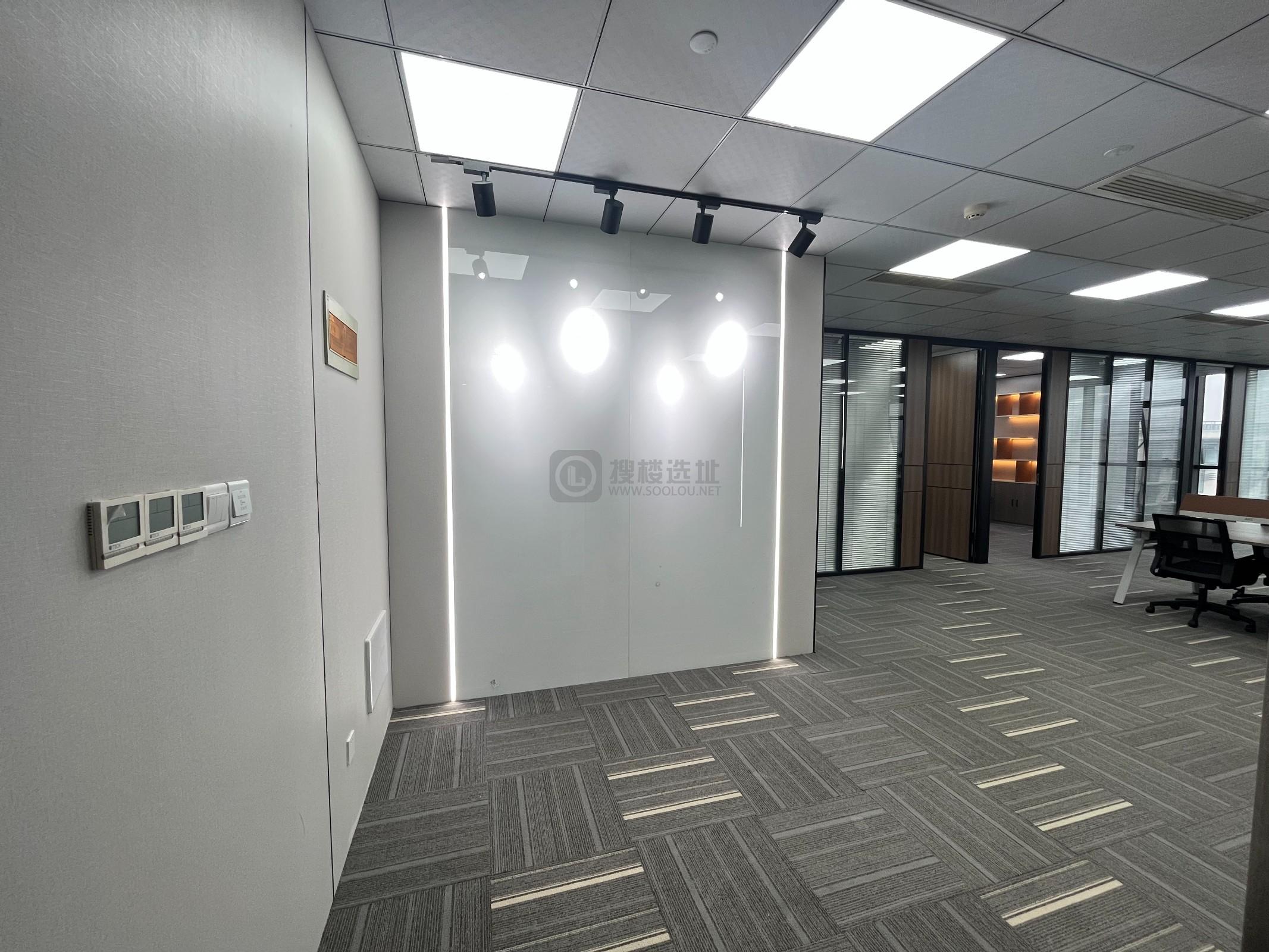 雨花客厅210平米办公室出租