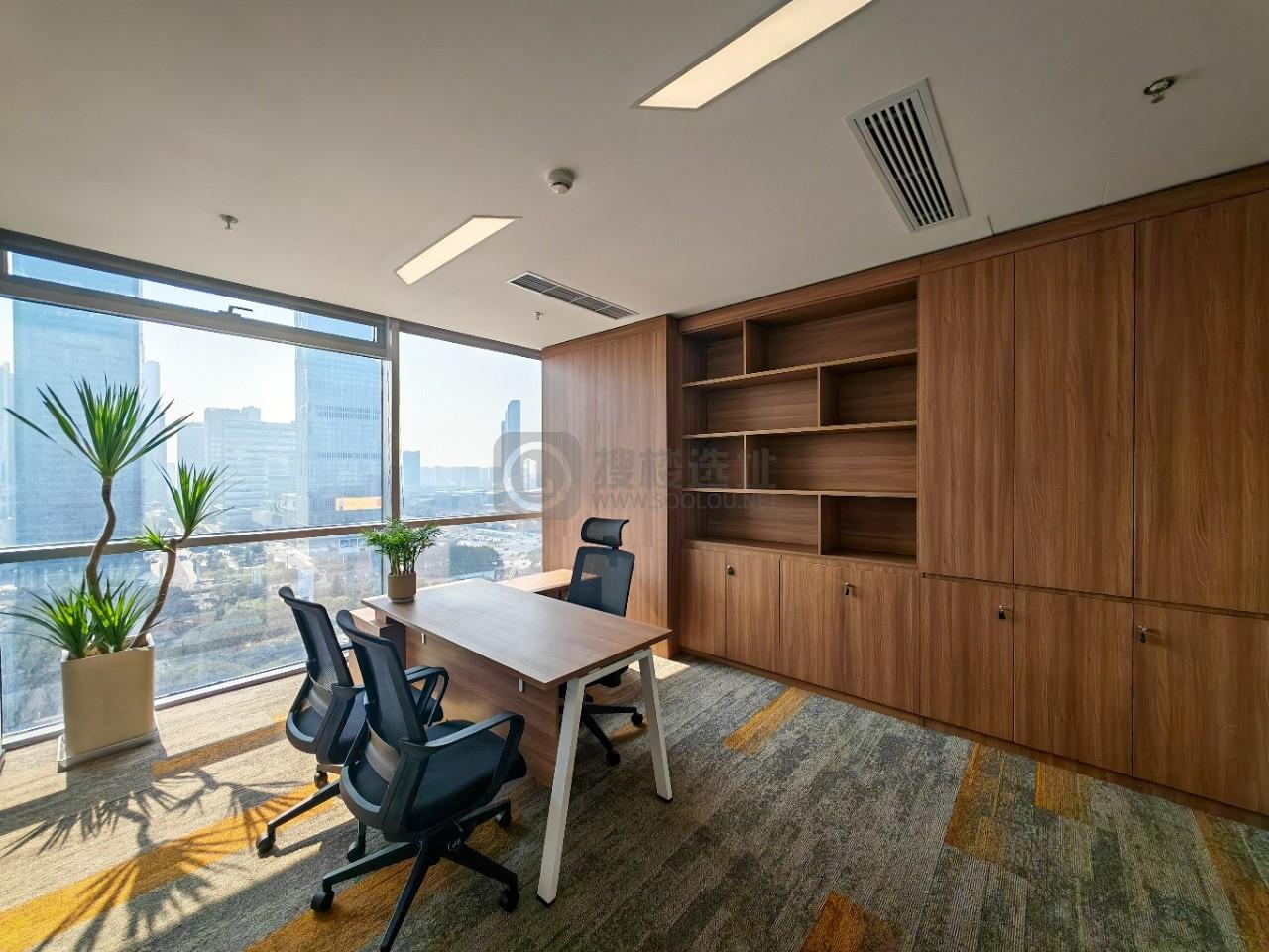 新地中心面积316平