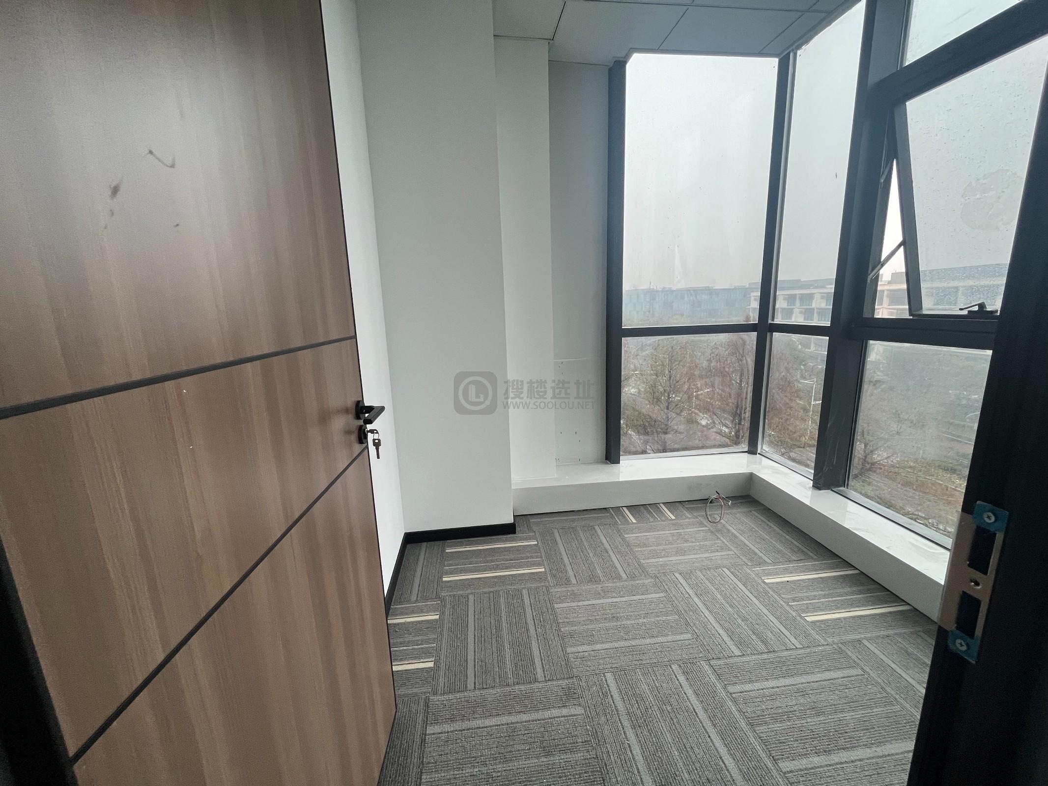 雨花客厅面积210平