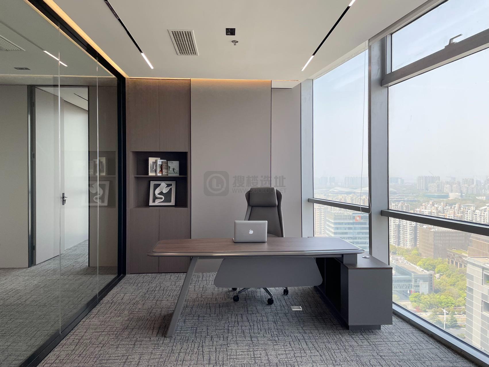 新地中心面积276平