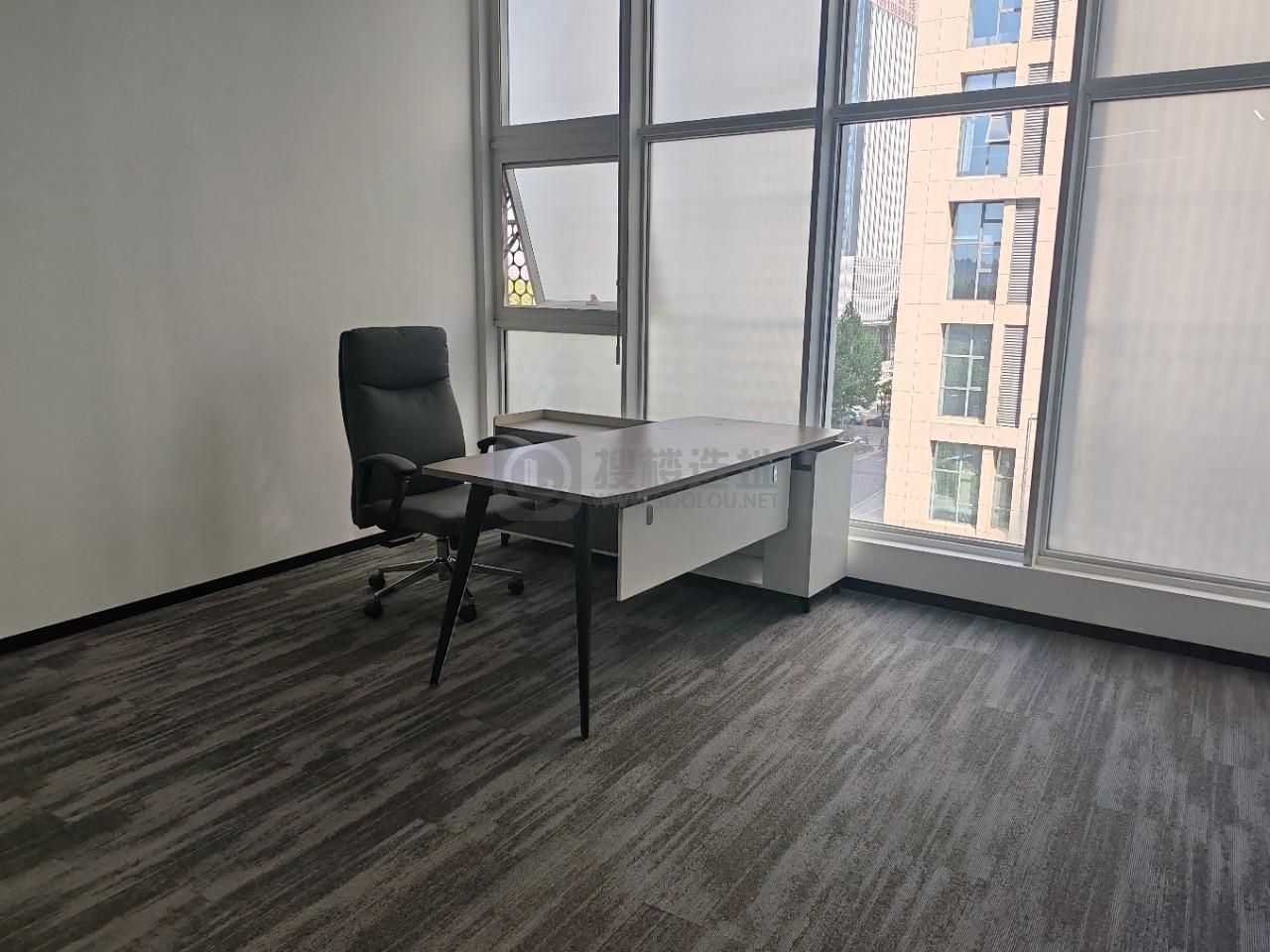 紫方大厦面积75平