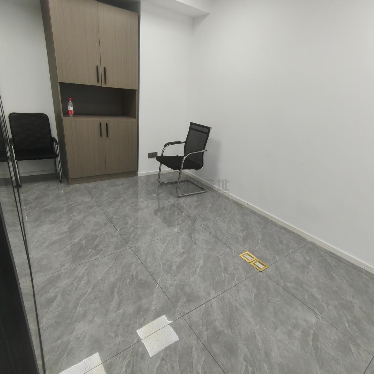 隆盛大厦面积194平