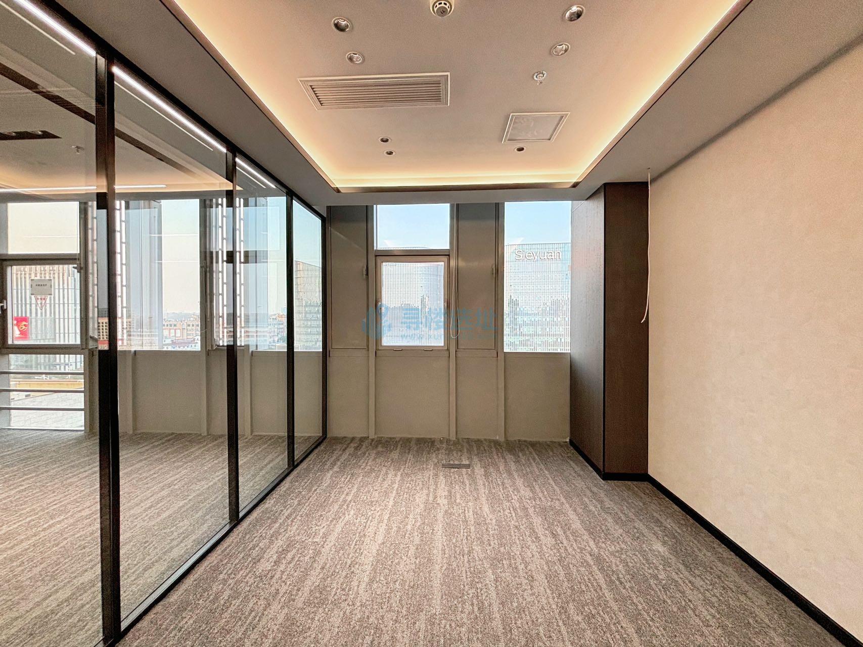 楚翘城面积162平