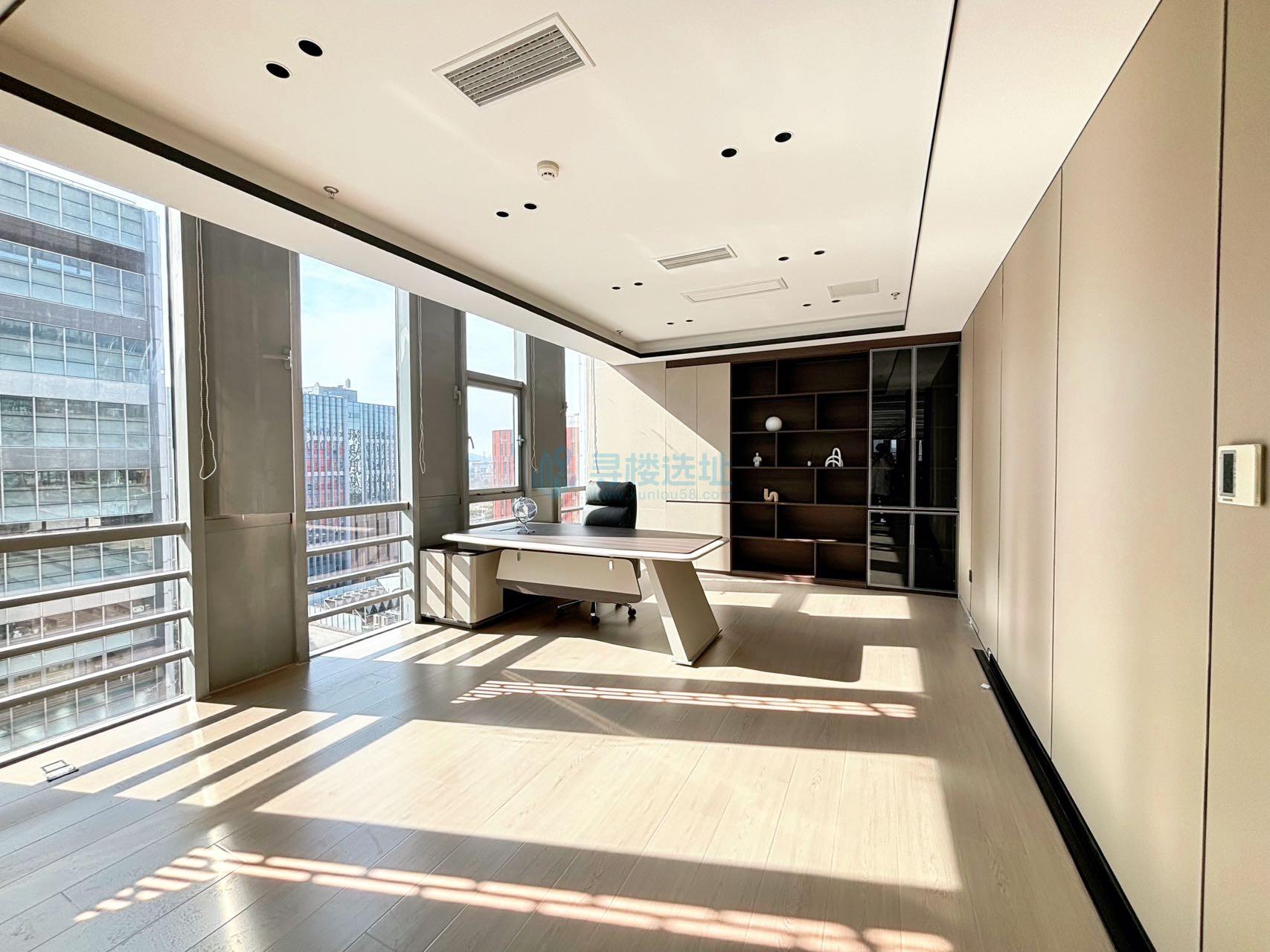 楚翘城面积958平