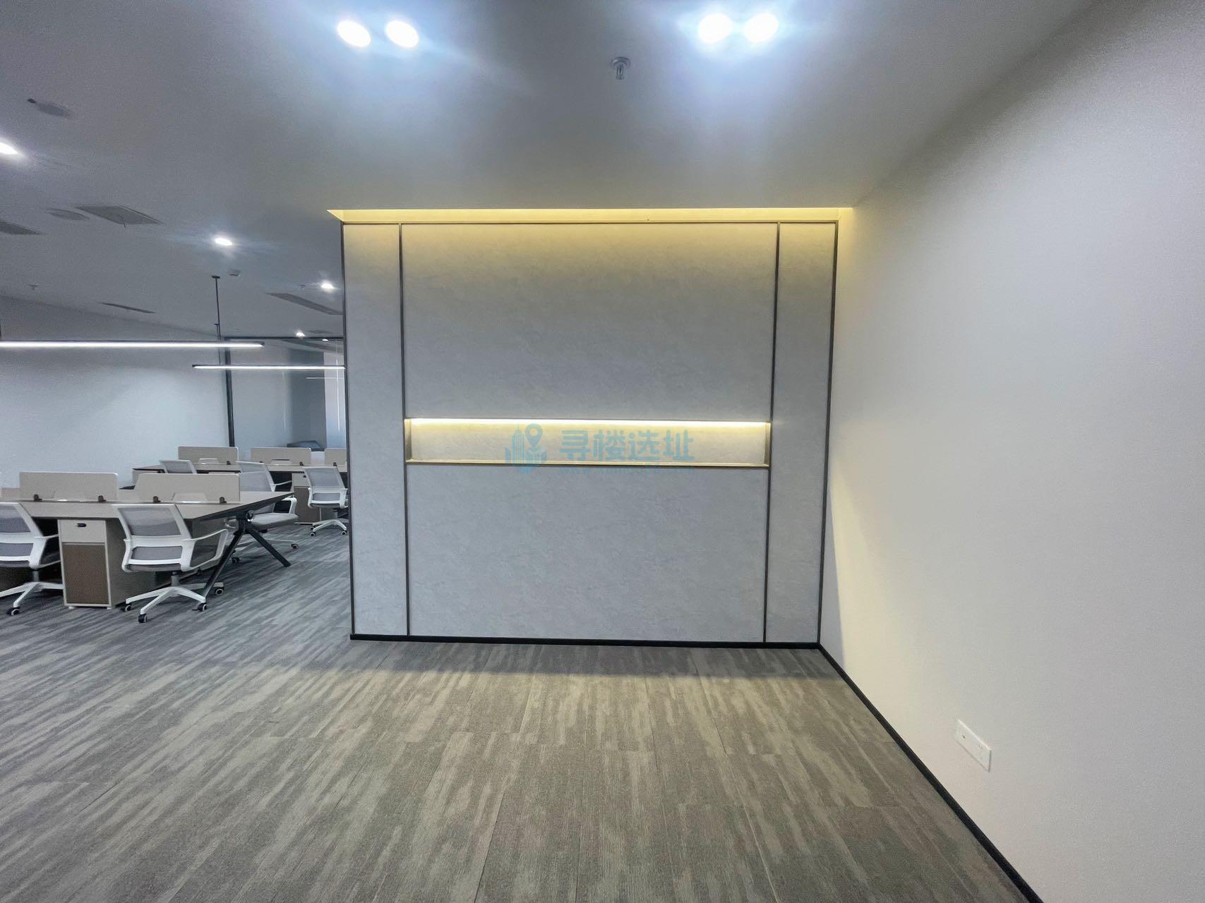 怡化中心172平米办公室出租