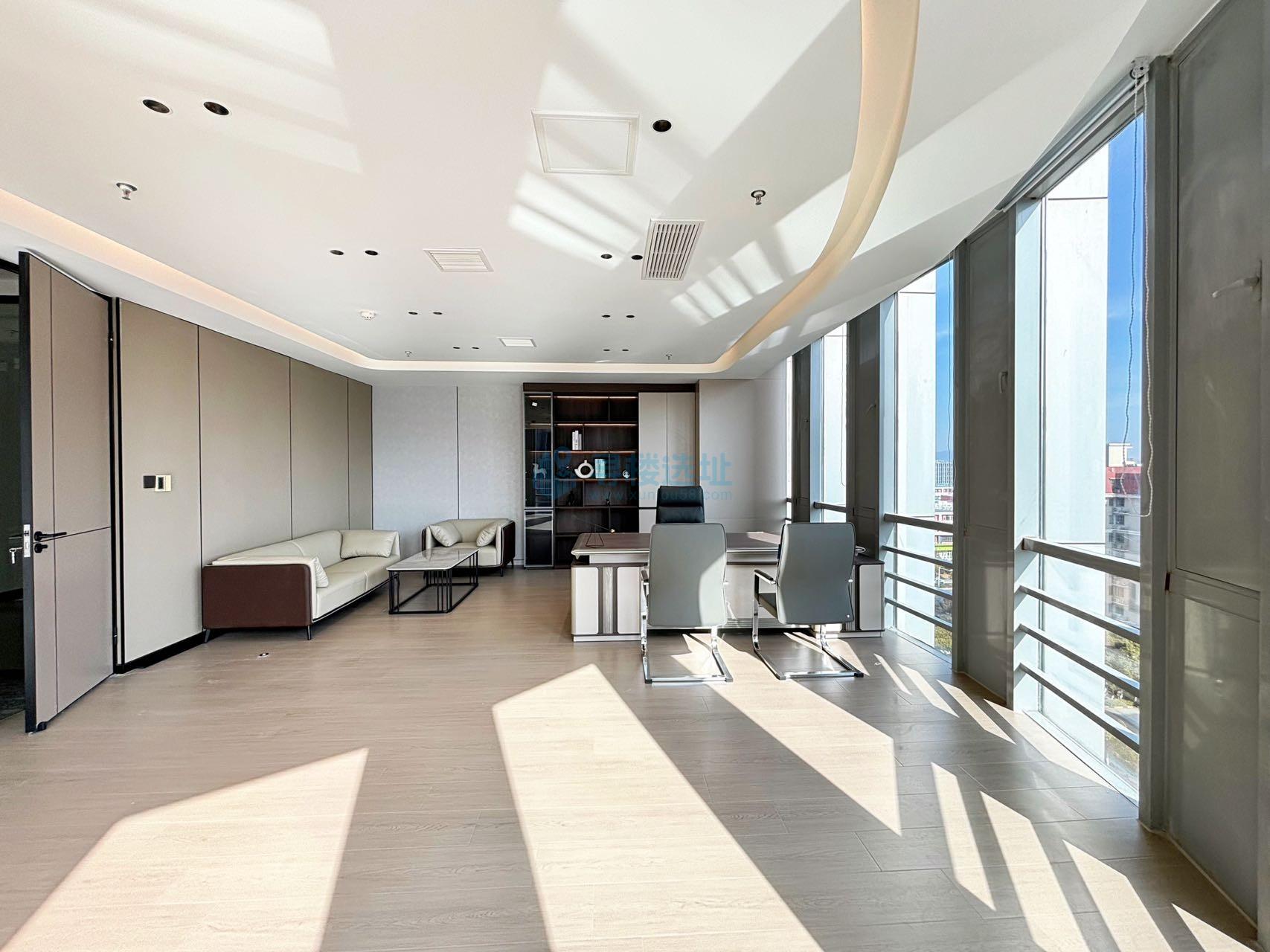 楚翘城面积958平