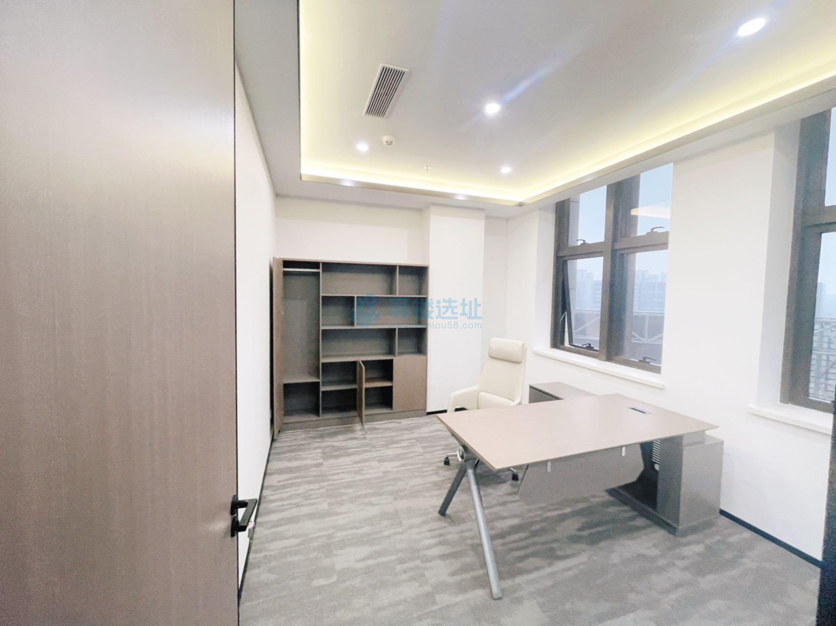 怡化中心面积448平