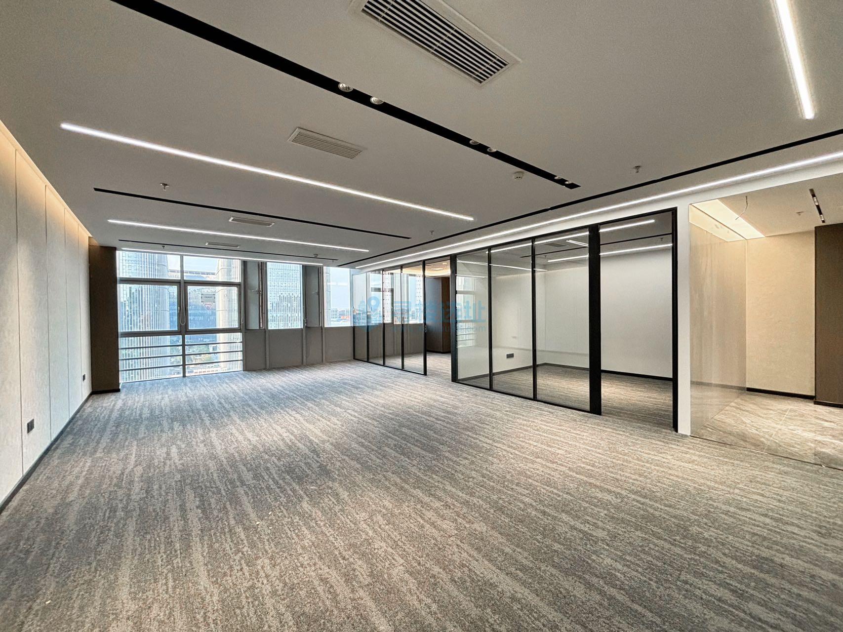 楚翘城面积162平