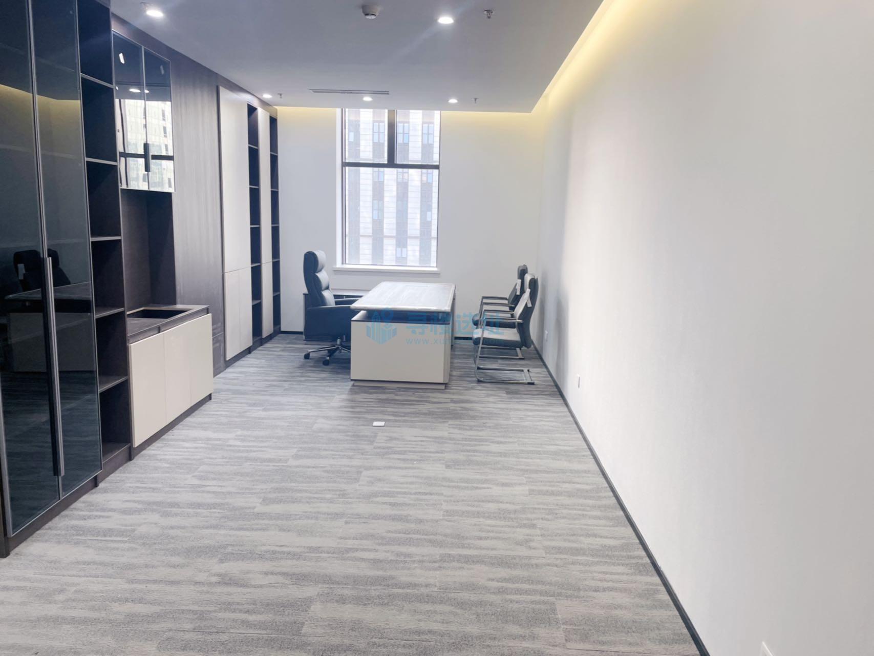 怡化中心面积448平