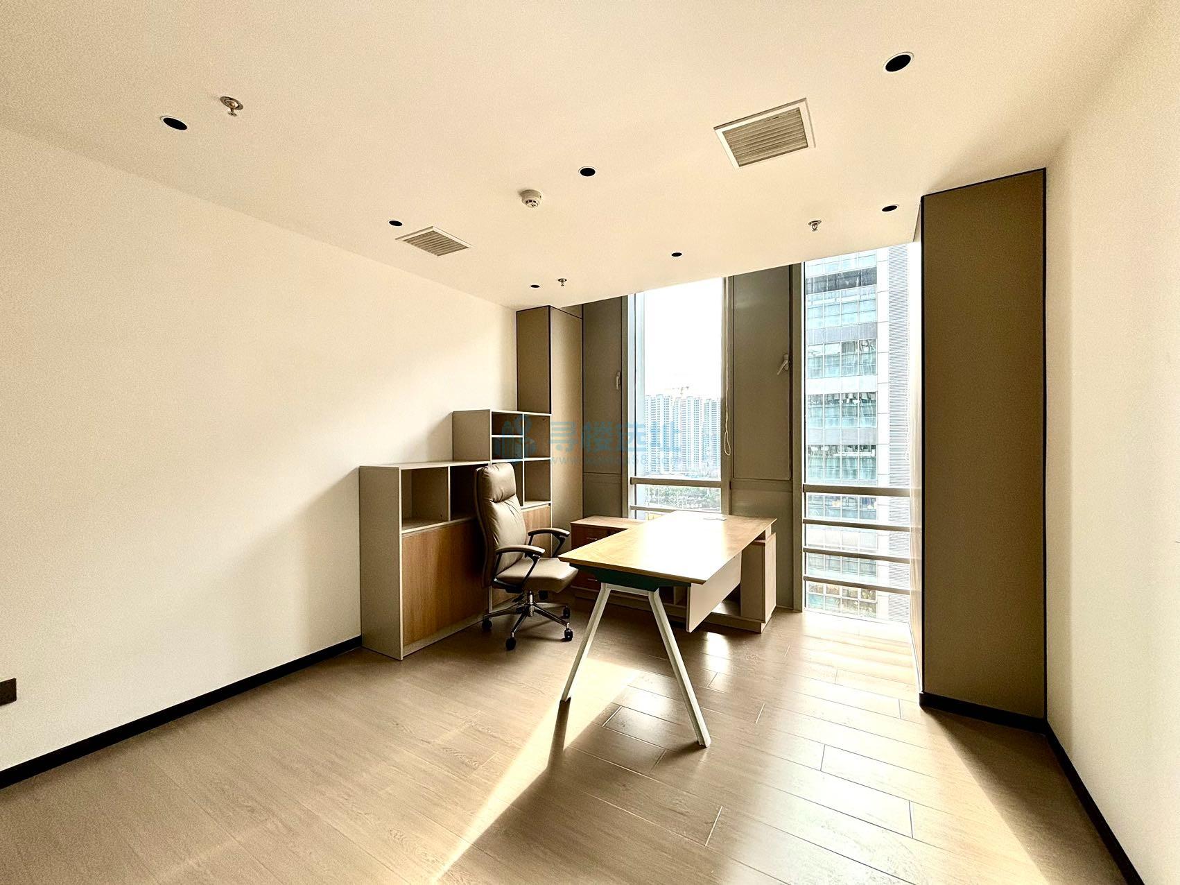 楚翘城面积958平