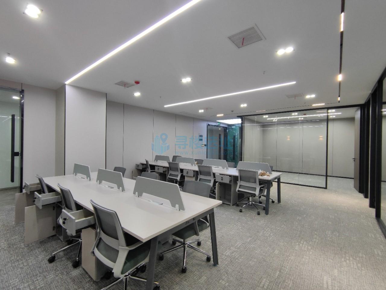 楚翘城面积220平