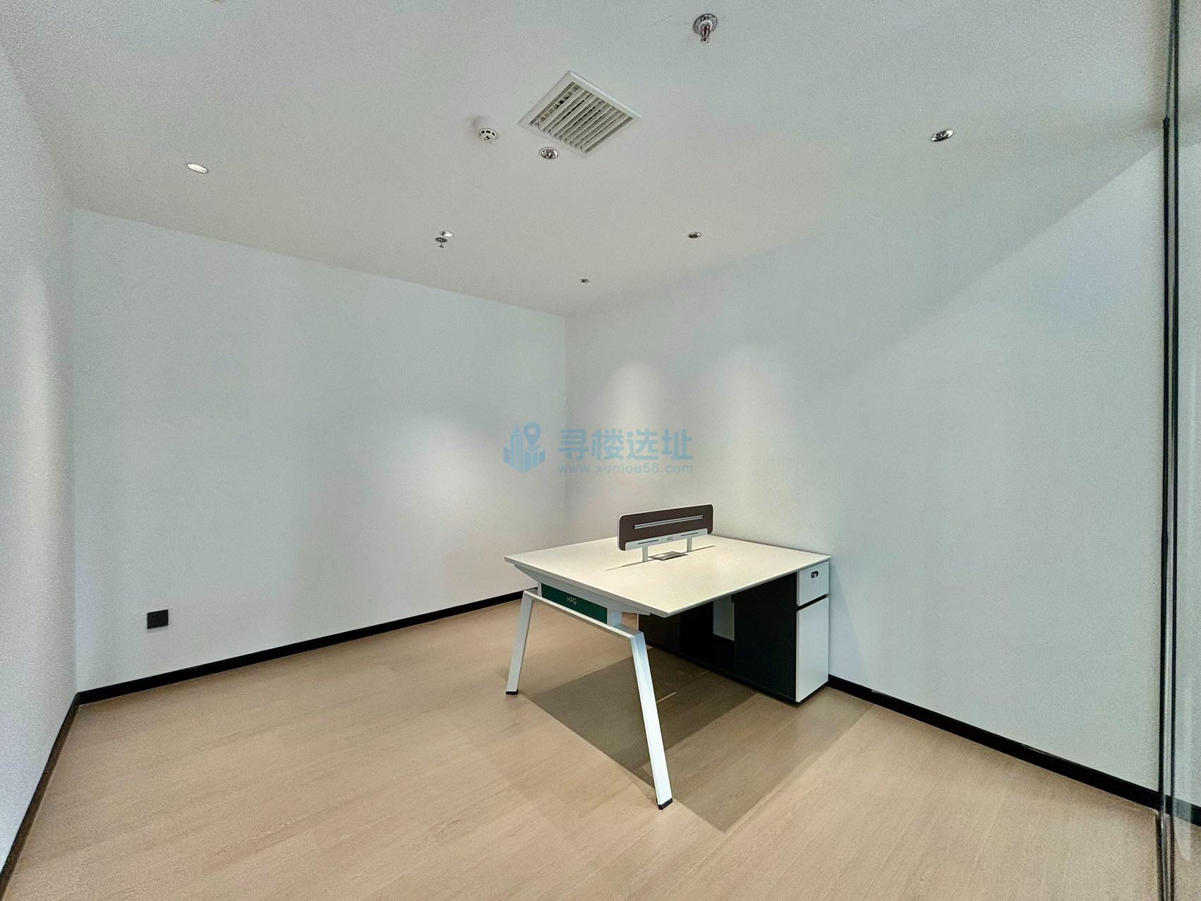 楚翘城面积958平