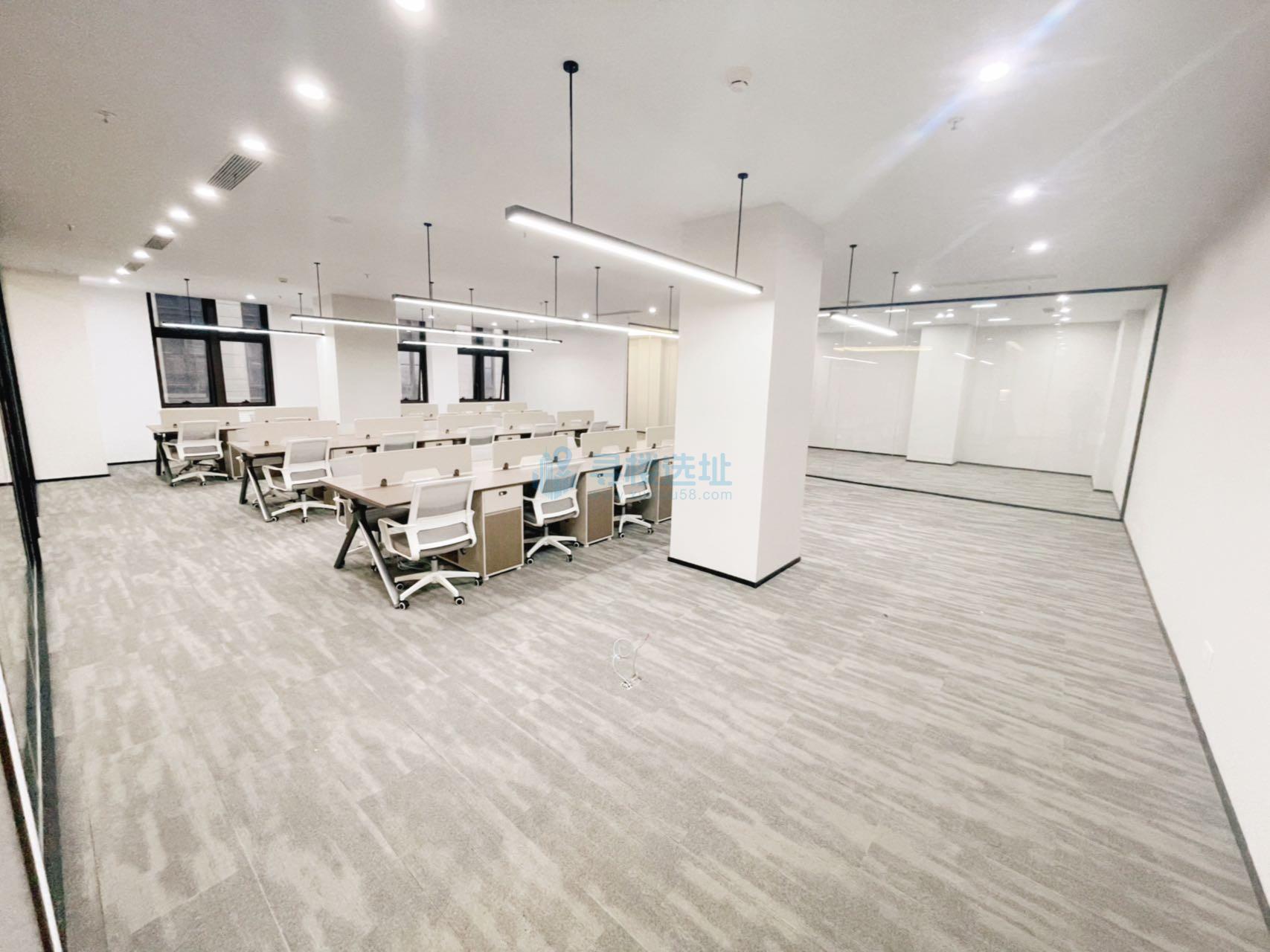 怡化中心面积448平