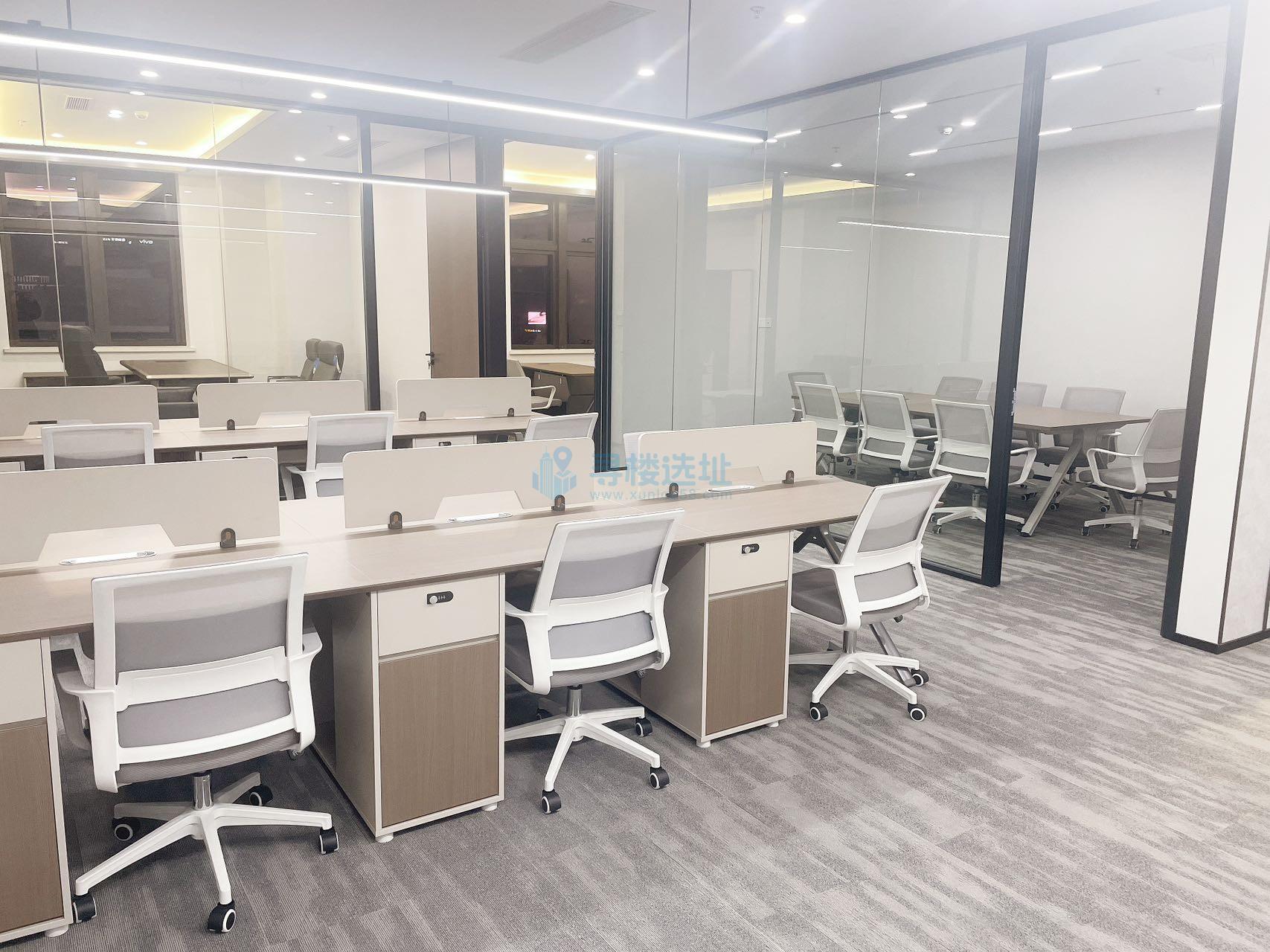 怡化中心面积172平