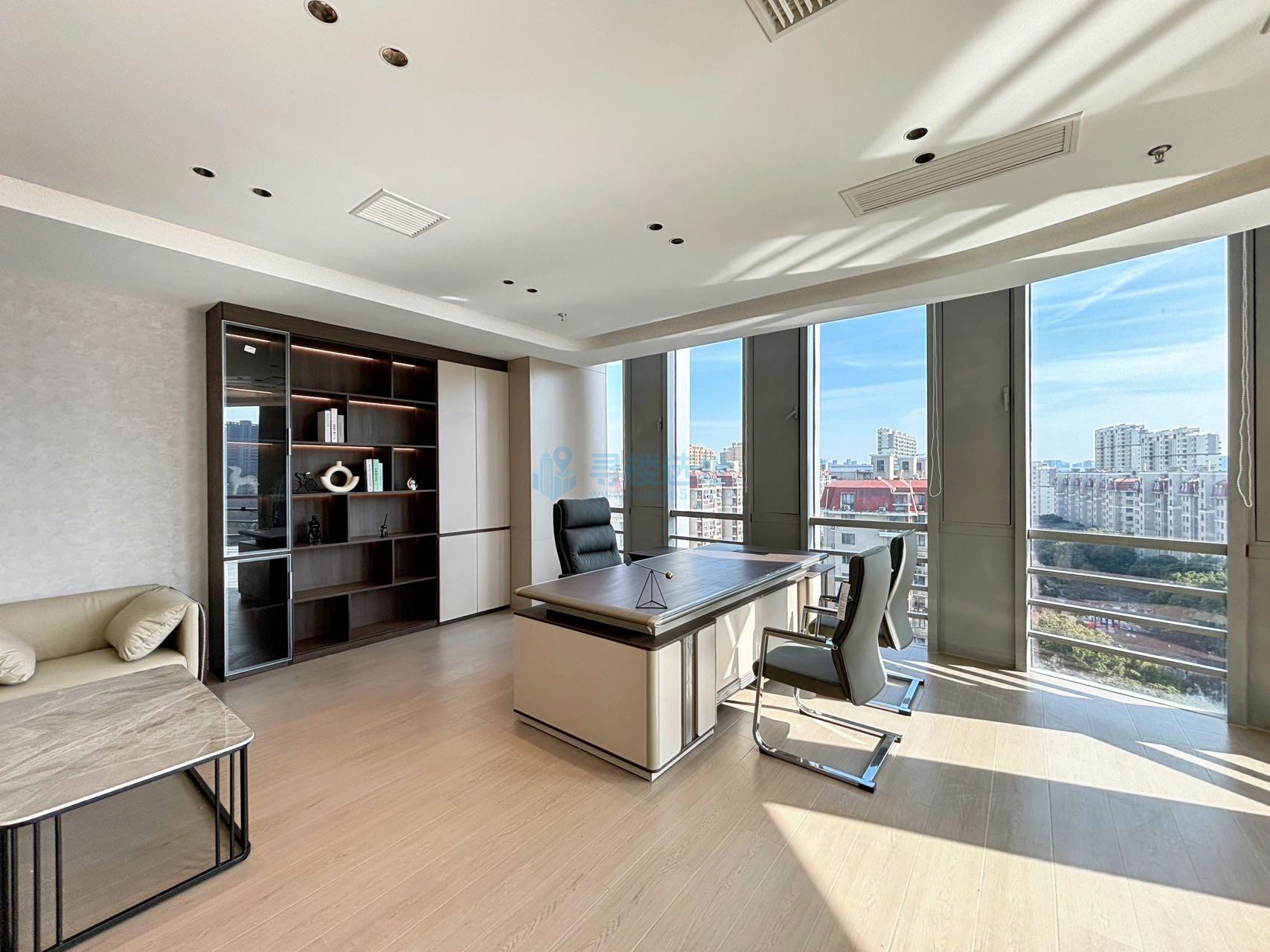 楚翘城面积958平