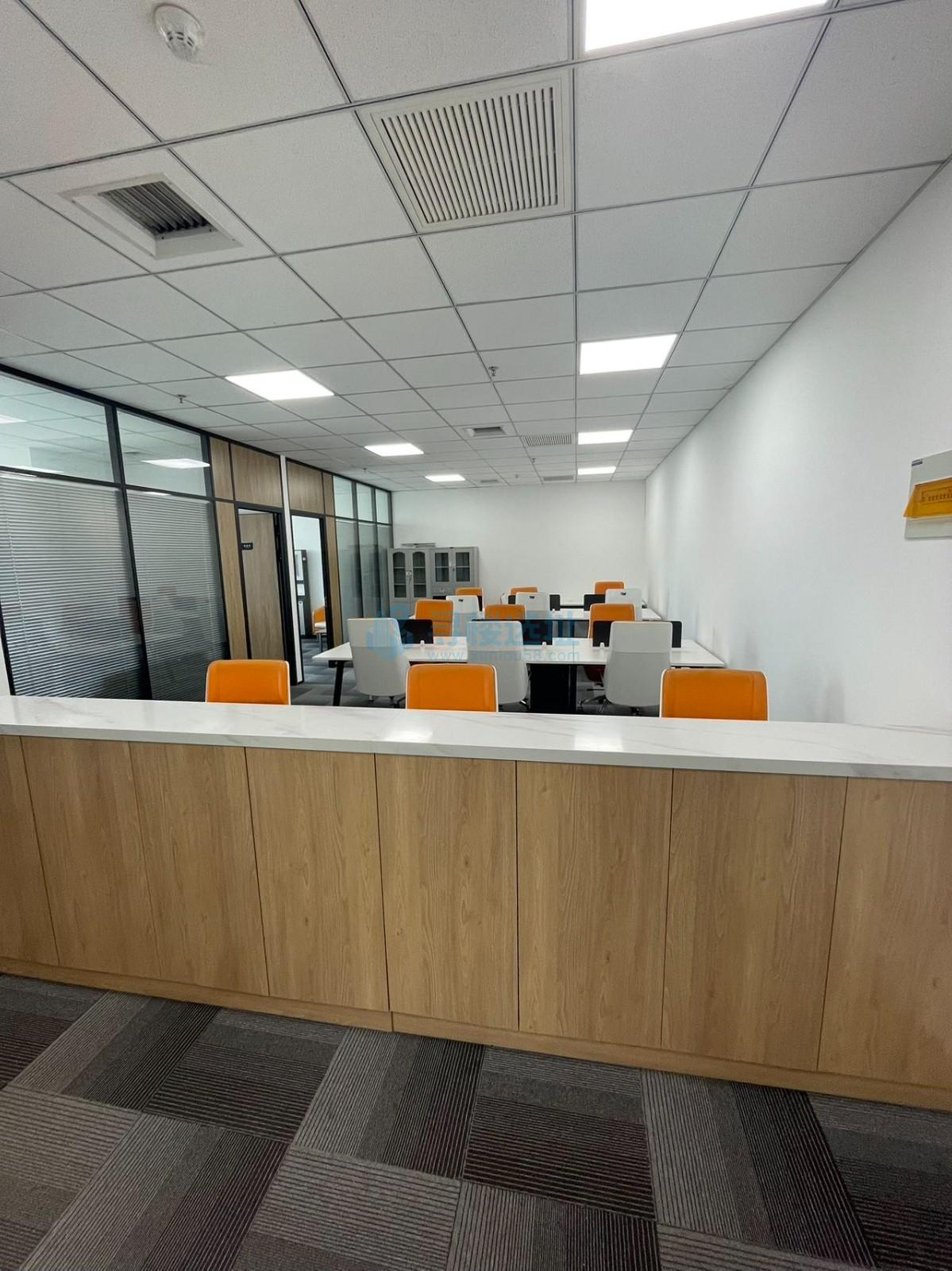  明发新城中心面积205平