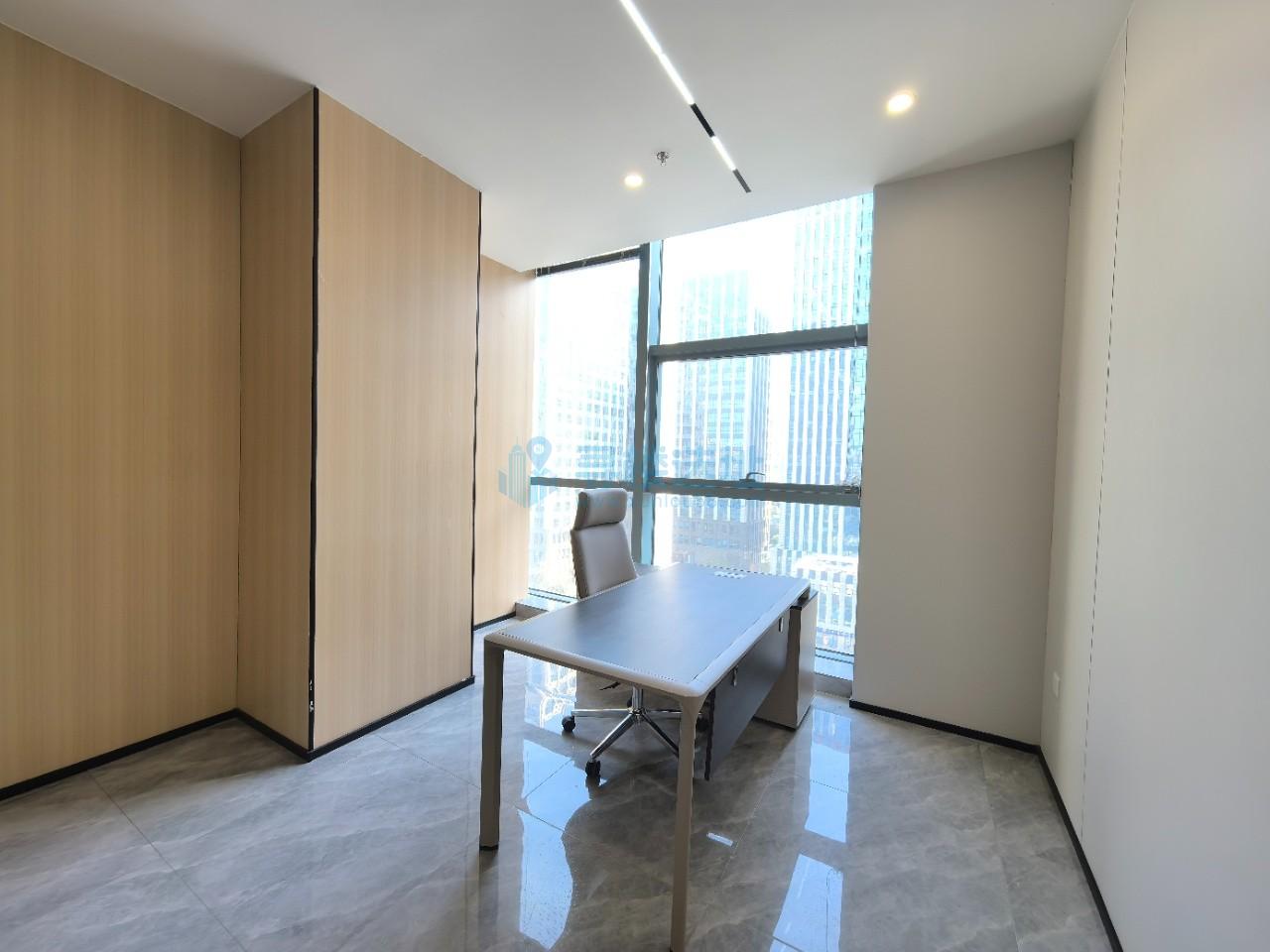 边城大厦面积152平