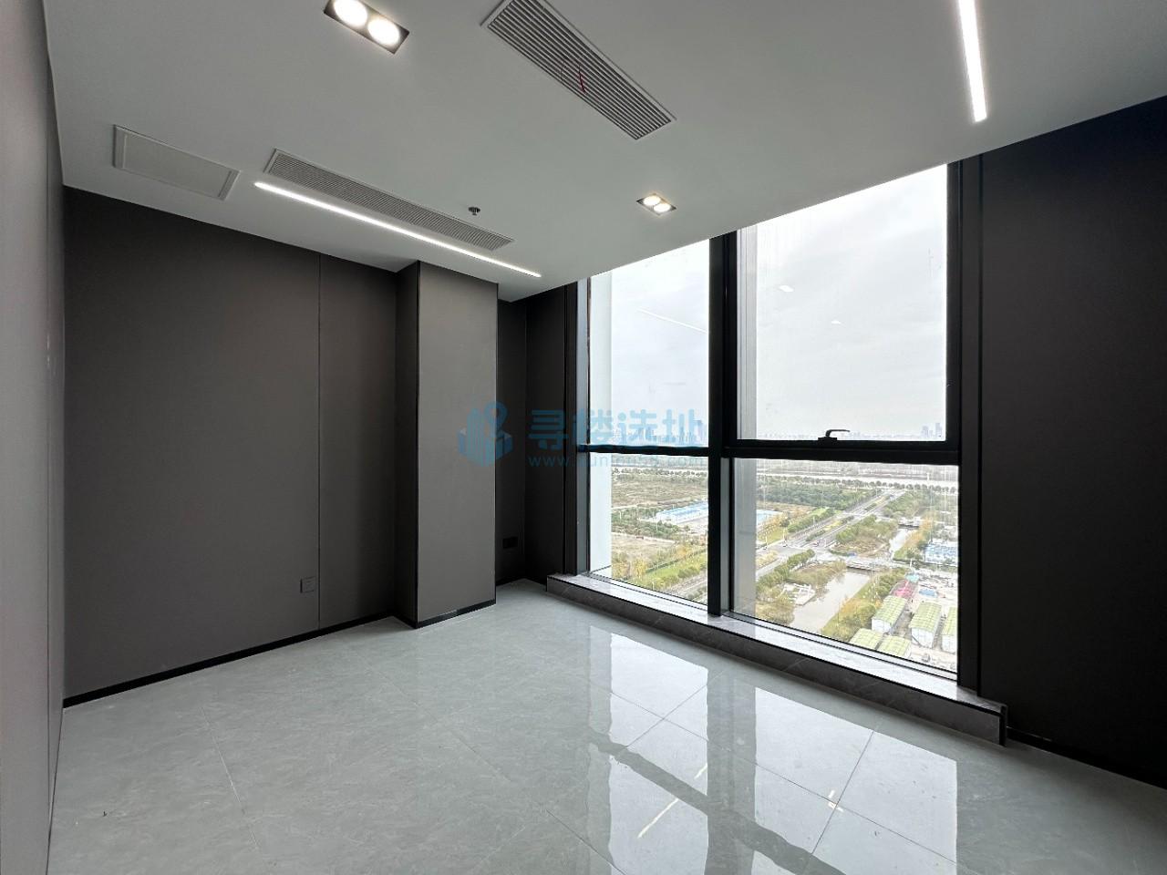 鹏为大厦面积180平