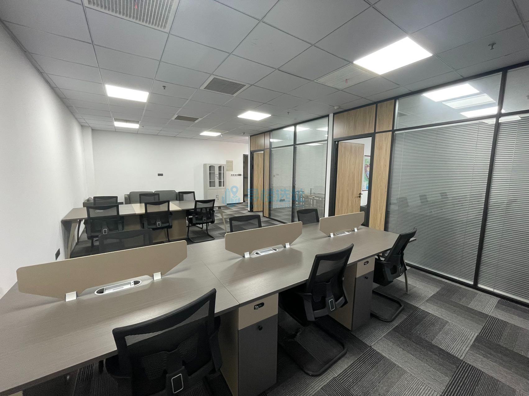  新城总部大厦面积132平