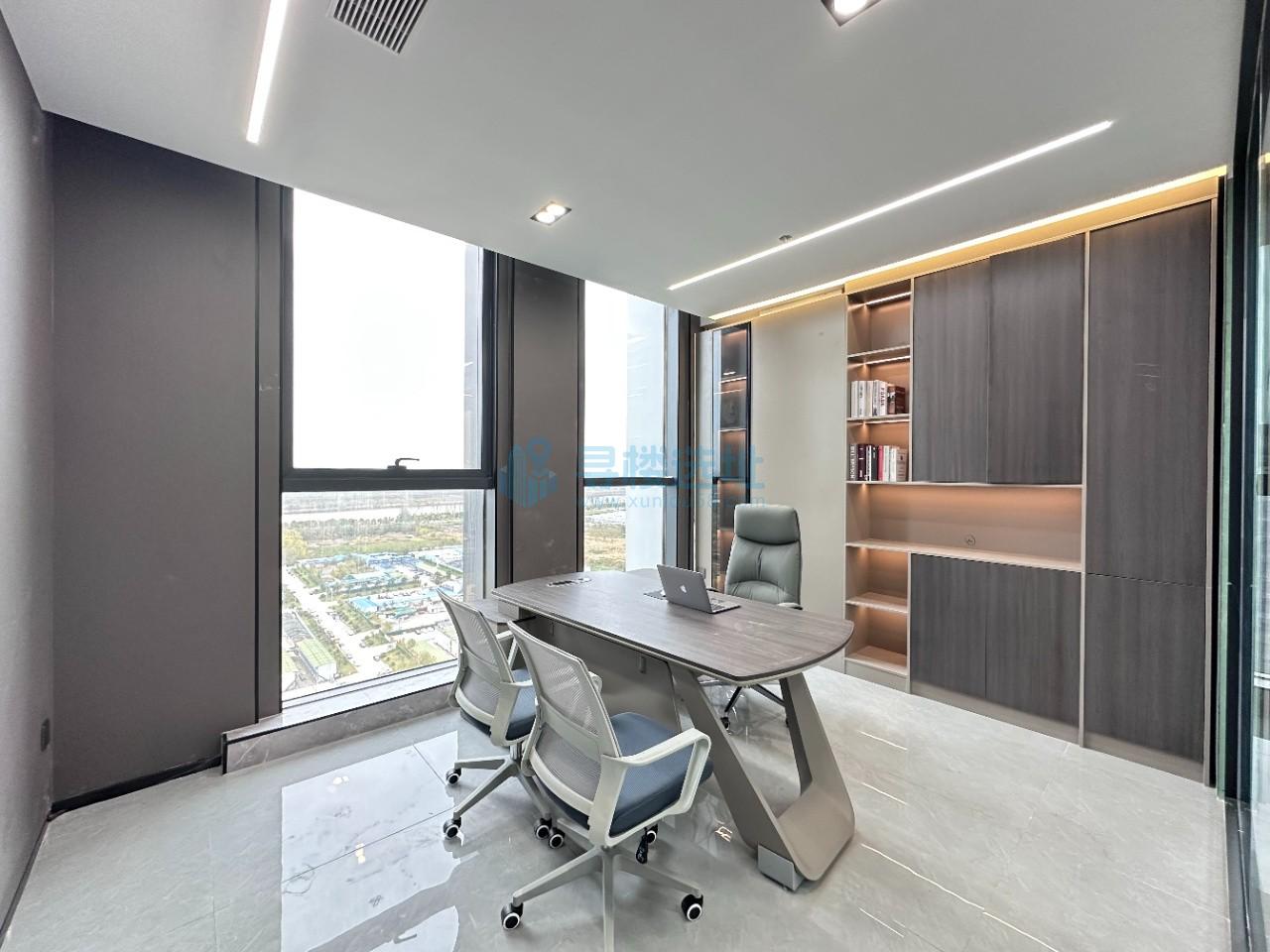 鹏为大厦面积180平