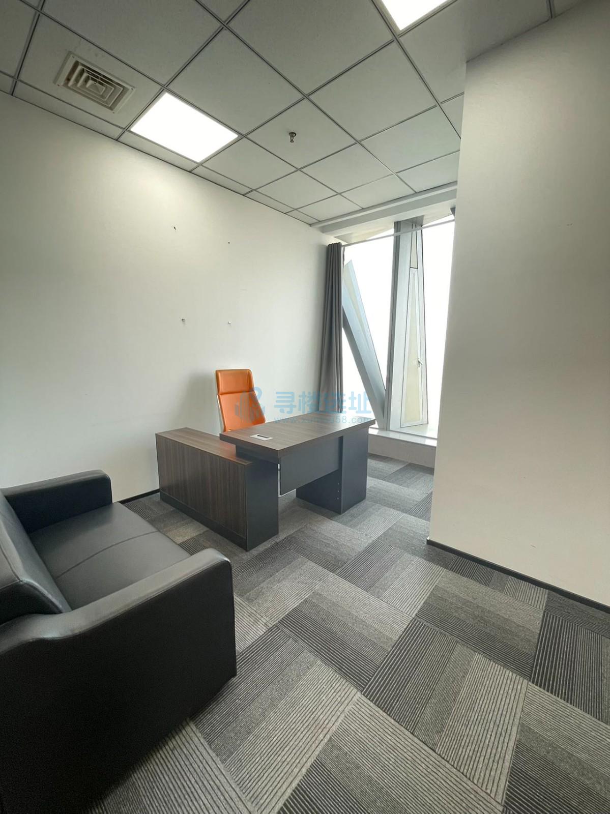  明发新城中心面积205平