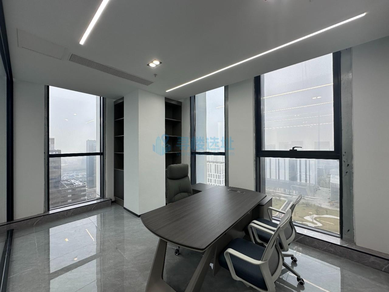 鹏为大厦面积175平