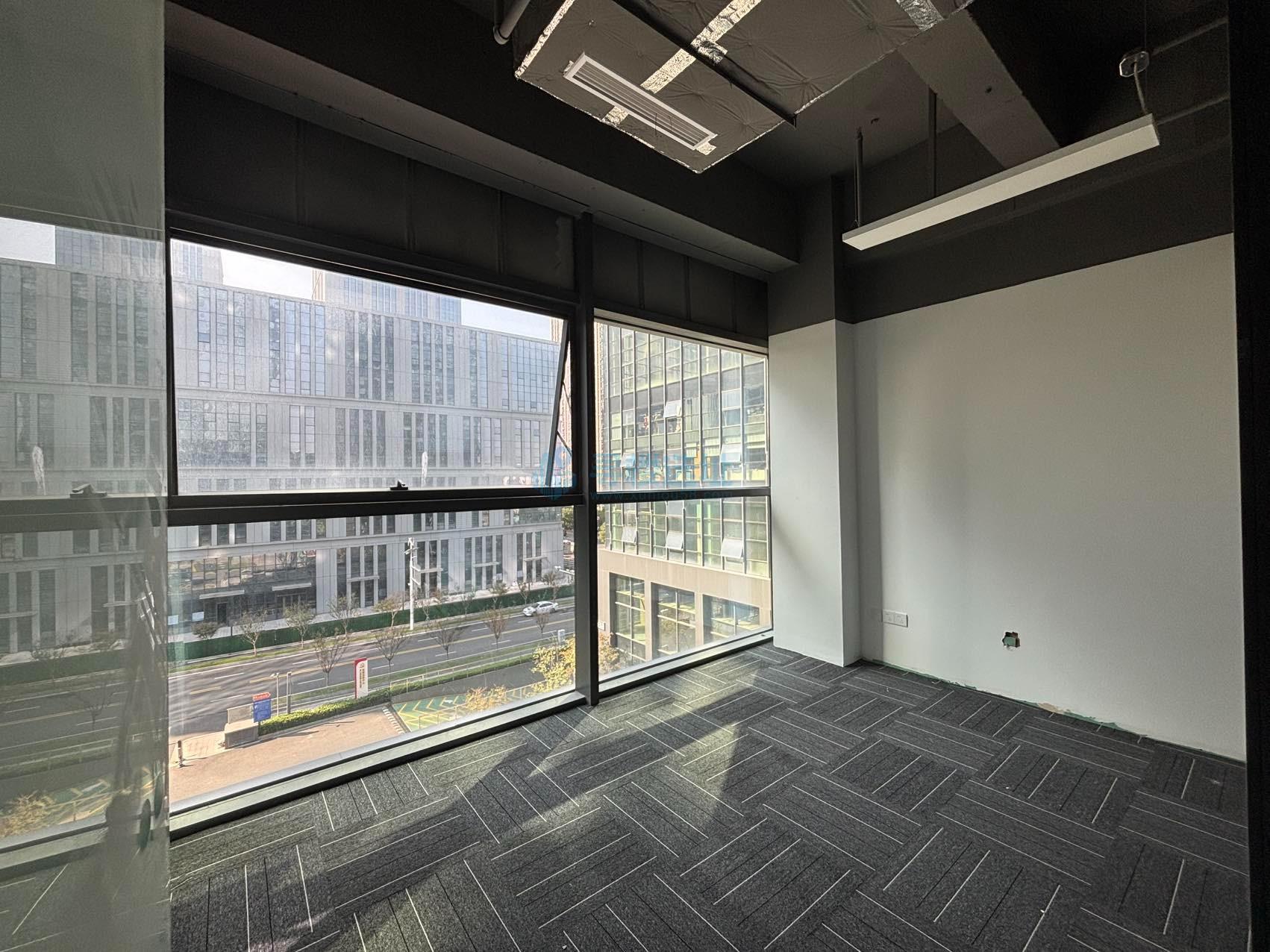 鲲鹏大厦面积58平