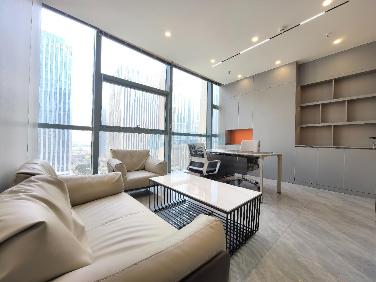 边城大厦面积152平