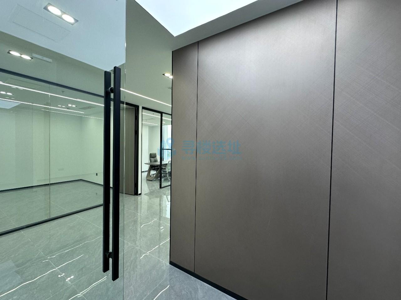 鹏为大厦125平米办公室出租