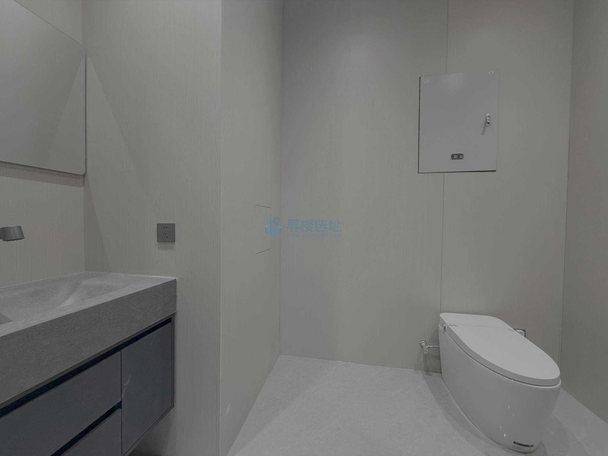 海协大厦面积318平