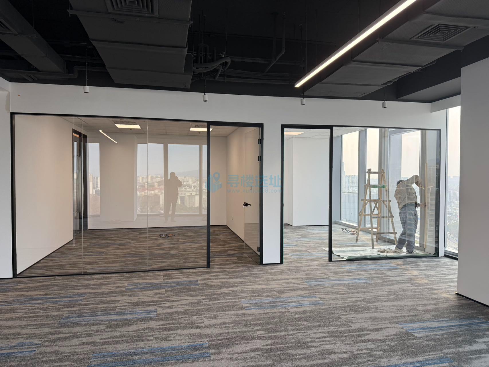 德盈国际中心面积299平