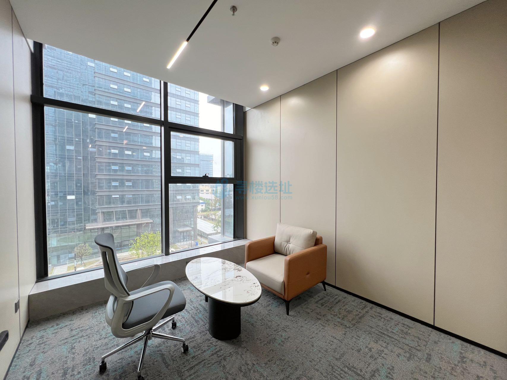 天晟中心面积559平