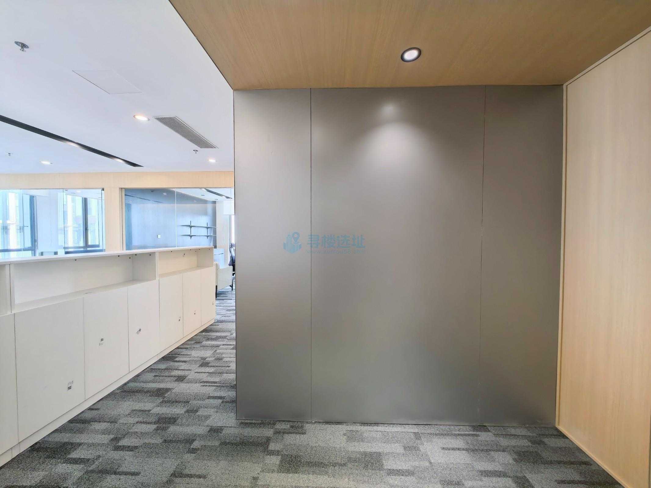 铁北红山国际社区154平米办公室出租