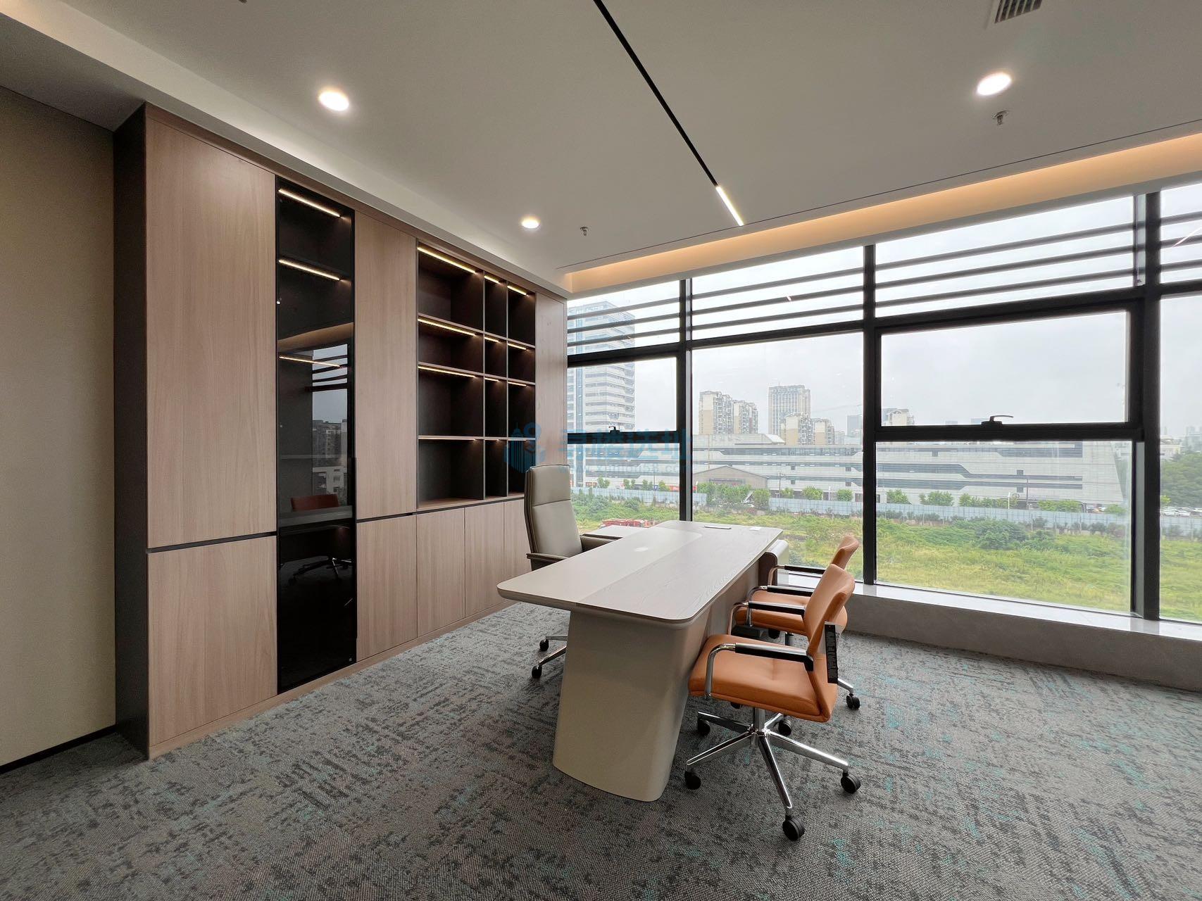 天晟中心面积559平