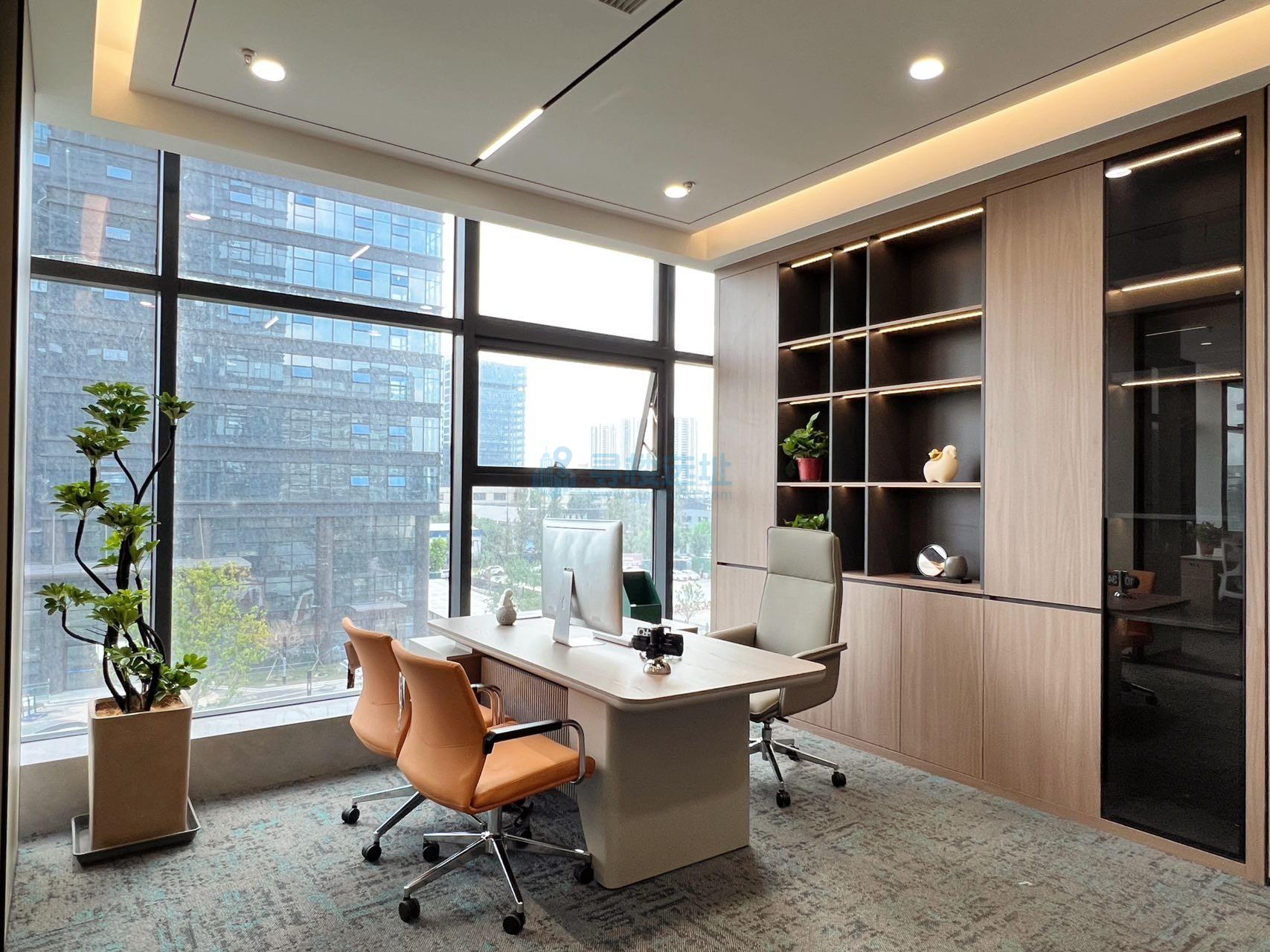 天晟中心165平米办公室出租