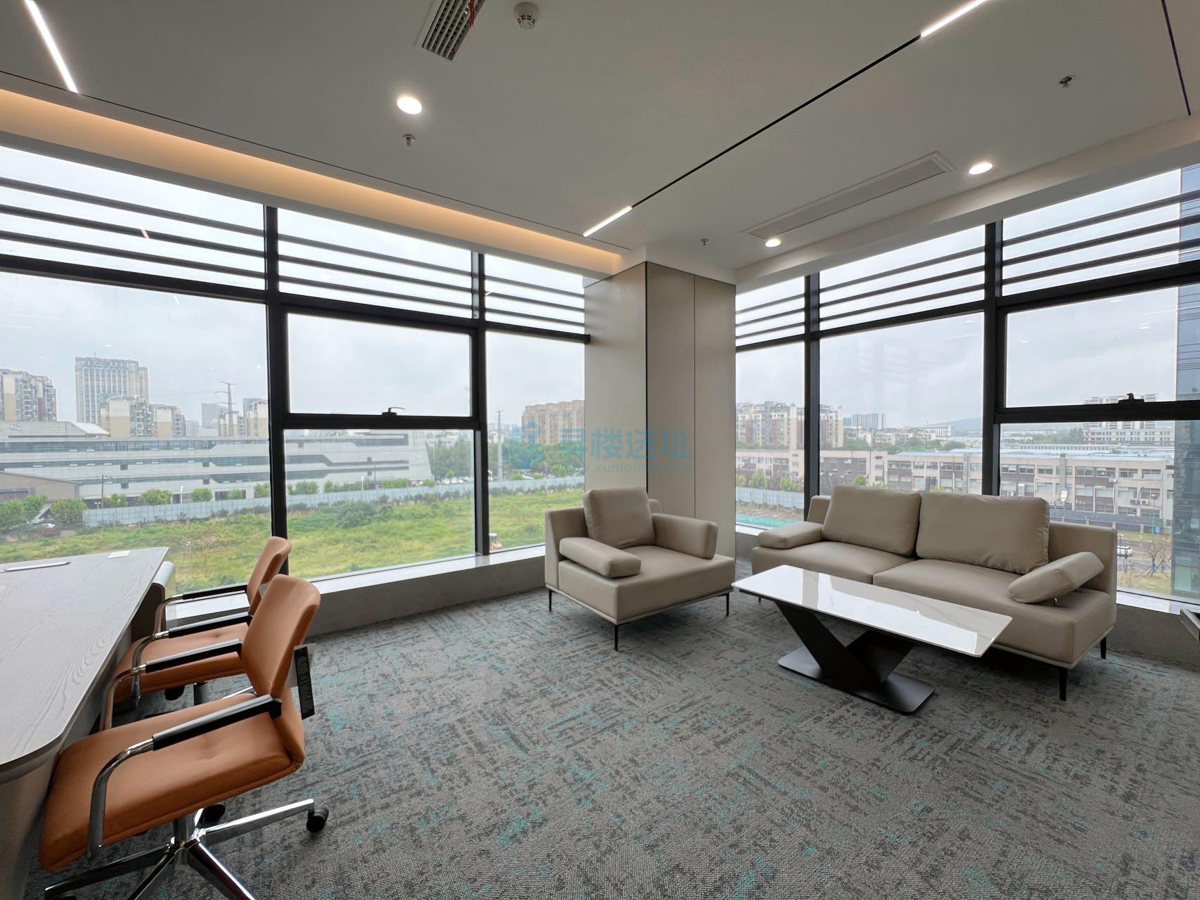 天晟中心面积559平