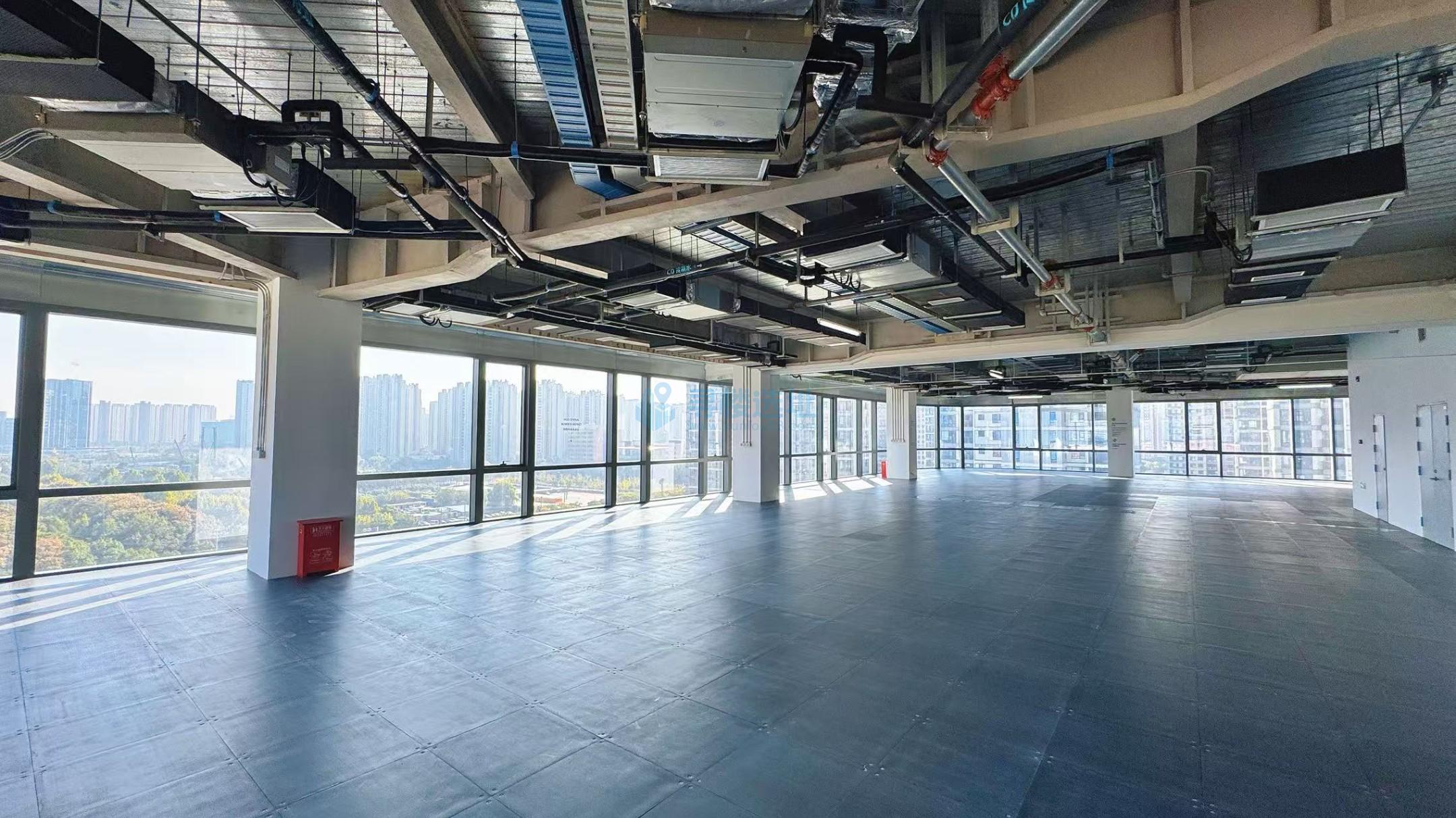 嘉华AKIS翎际268平米办公室出租