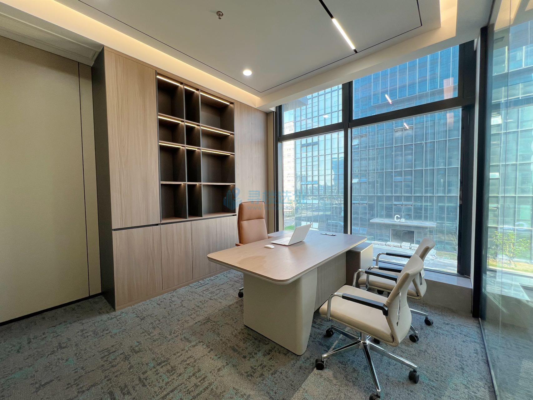 天晟中心面积114平